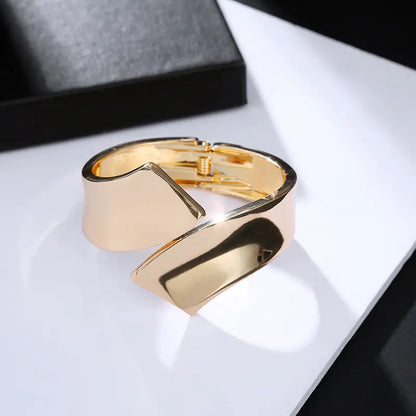 Minimalist Oversized Symmetrical Open Cuff Bracelet