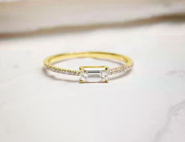 Square Zircon Ring