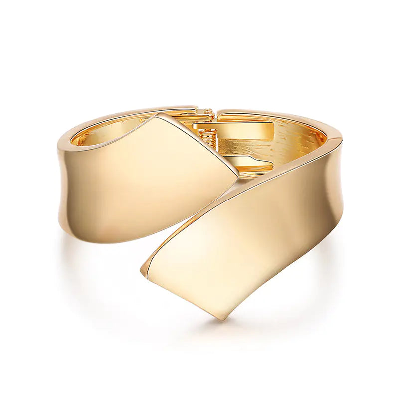 Minimalist Oversized Symmetrical Open Cuff Bracelet